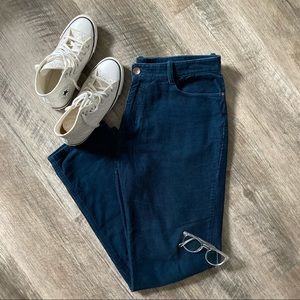 Tommy Hilfiger slim straight corduroy pants 🫐💙 Great alternative to denim!
